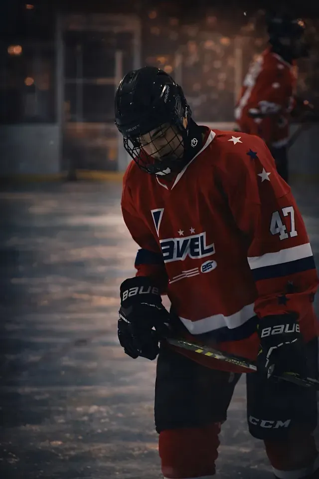 Best Hockey Skates for Beginners & Canucks Fans